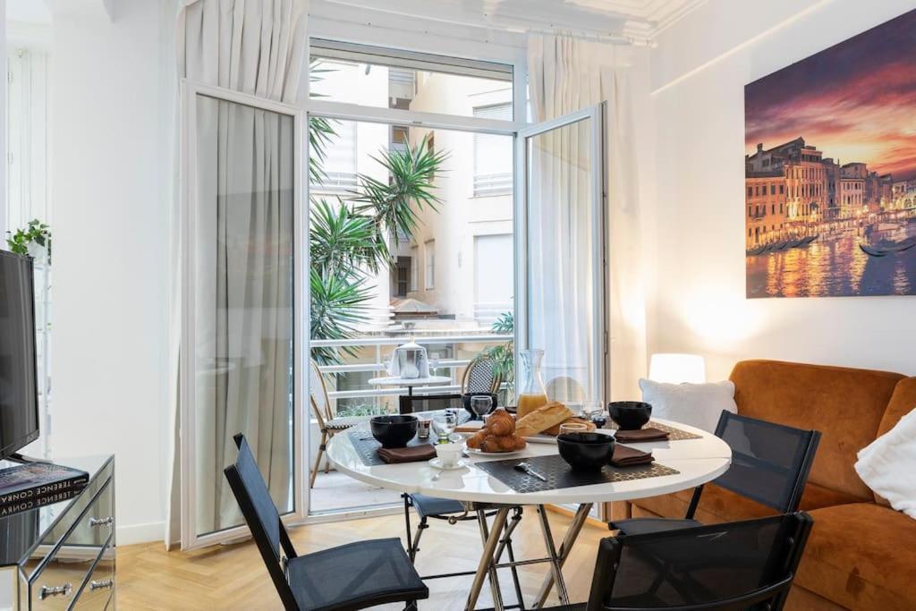 Ferienwohnung Promenade, 2Pieces Chic Et Clim Avec Terrasse Nizza Exterior foto