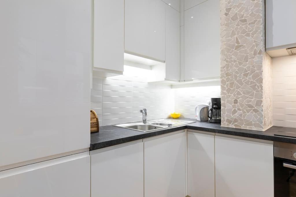 Ferienwohnung Promenade, 2Pieces Chic Et Clim Avec Terrasse Nizza Exterior foto